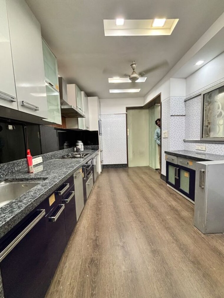 Kitchen, hashu-niwas 3 Bedroom 1250 Sq.Ft. Apartment In Bandra West Mumbai 10549612