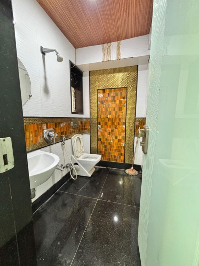 Kitchen, hashu-niwas 3 Bedroom 1250 Sq.Ft. Apartment In Bandra West Mumbai 10549612