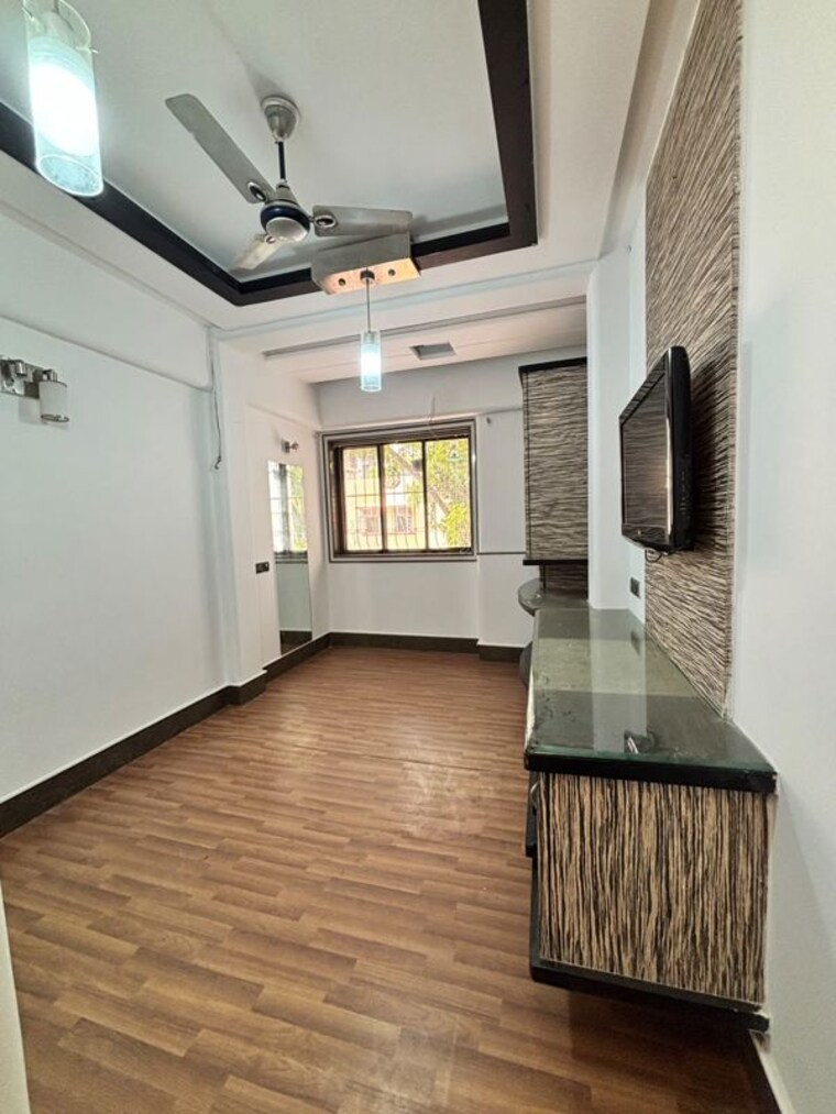 Kitchen, hashu-niwas 3 Bedroom 1250 Sq.Ft. Apartment In Bandra West Mumbai 10549612