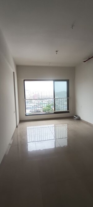 Room in 1 BHK Apartment at Mahindra Alcove, Chandivali – for Rent