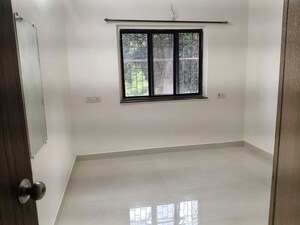 Room in 2 BHK Apartment at Alaknanda CHS Nerul, Nerul Sector 19a – for Rent