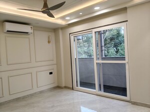 Building Lobby in 3 BHK Builder Floor at Palam Vihar – for Rent