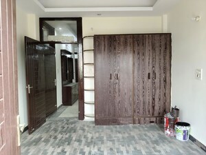 Bedroom in 3 BHK Builder Floor at Palam Vihar – for Rent