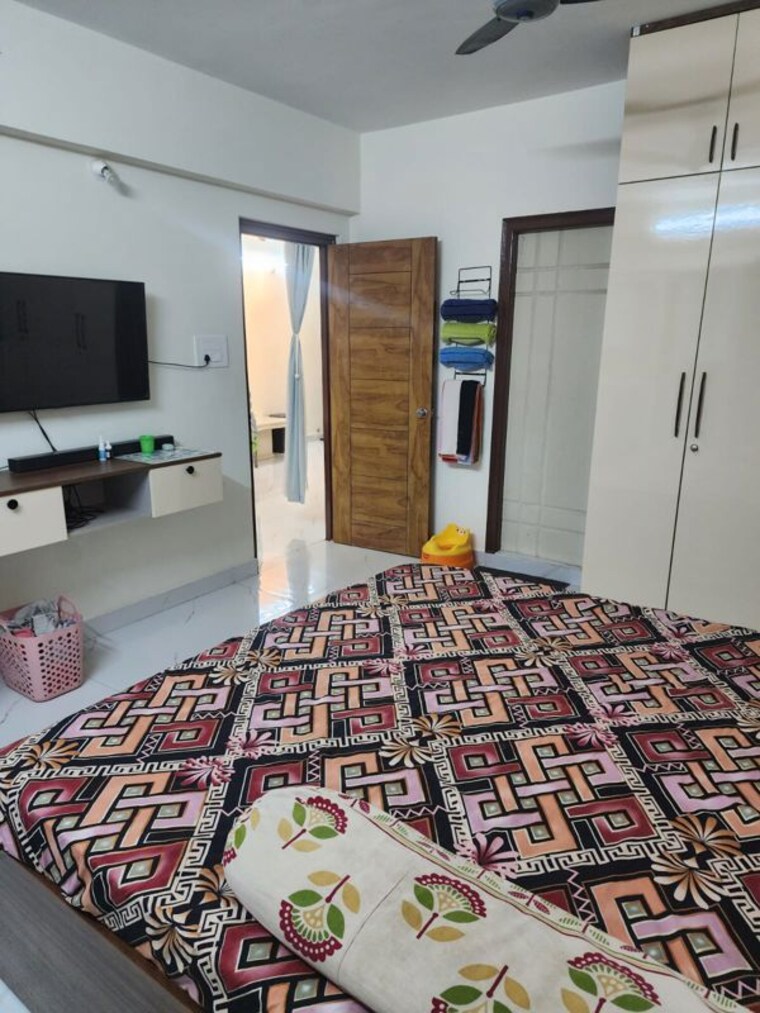 Bedroom, rks-oxygen-homes 3 Bedroom 2015 Sq.Ft. Apartment In Gajularamaram Hyderabad 10549643