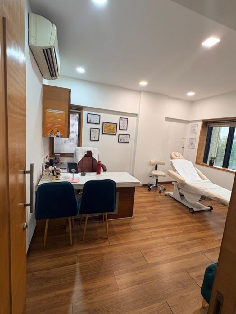 Team Area, coral-classic-commercial-complex Commercial Office Space 455 Sq.Ft. In Chembur Mumbai 10549651