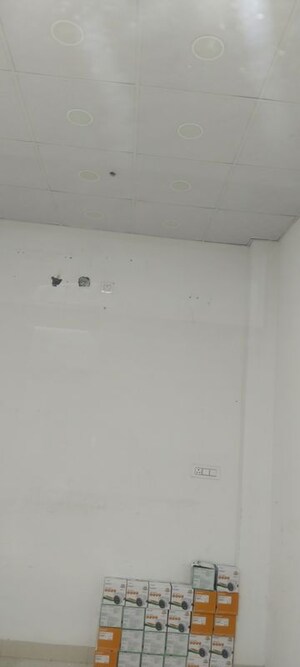 Room in  Office Space at Omaxe Sun, Sector 79 – for Rent