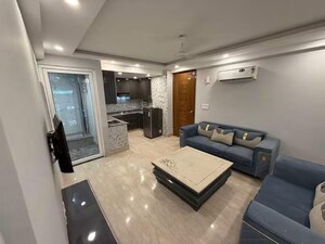 Living Room in 1 BHK Apartment at Saket – for Rent