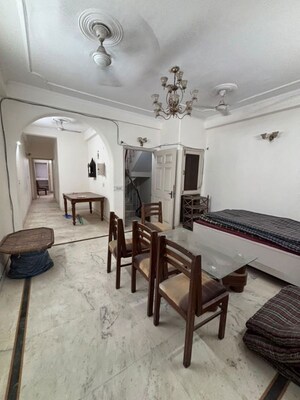 1 BHK Builder Floor For Rent in Malviya Nagar