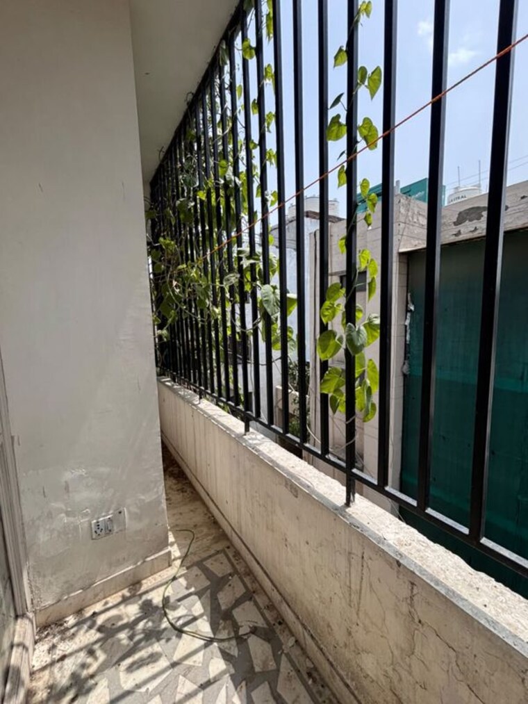 Balcony, malviya nagar 1 Bedroom 600 Sq.Ft. Builder Floor In Malviya Nagar Delhi 10549665