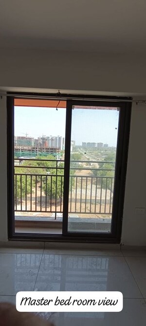 Room in 3 BHK Apartment at Swarnim Sun, Ghuma – for Rent