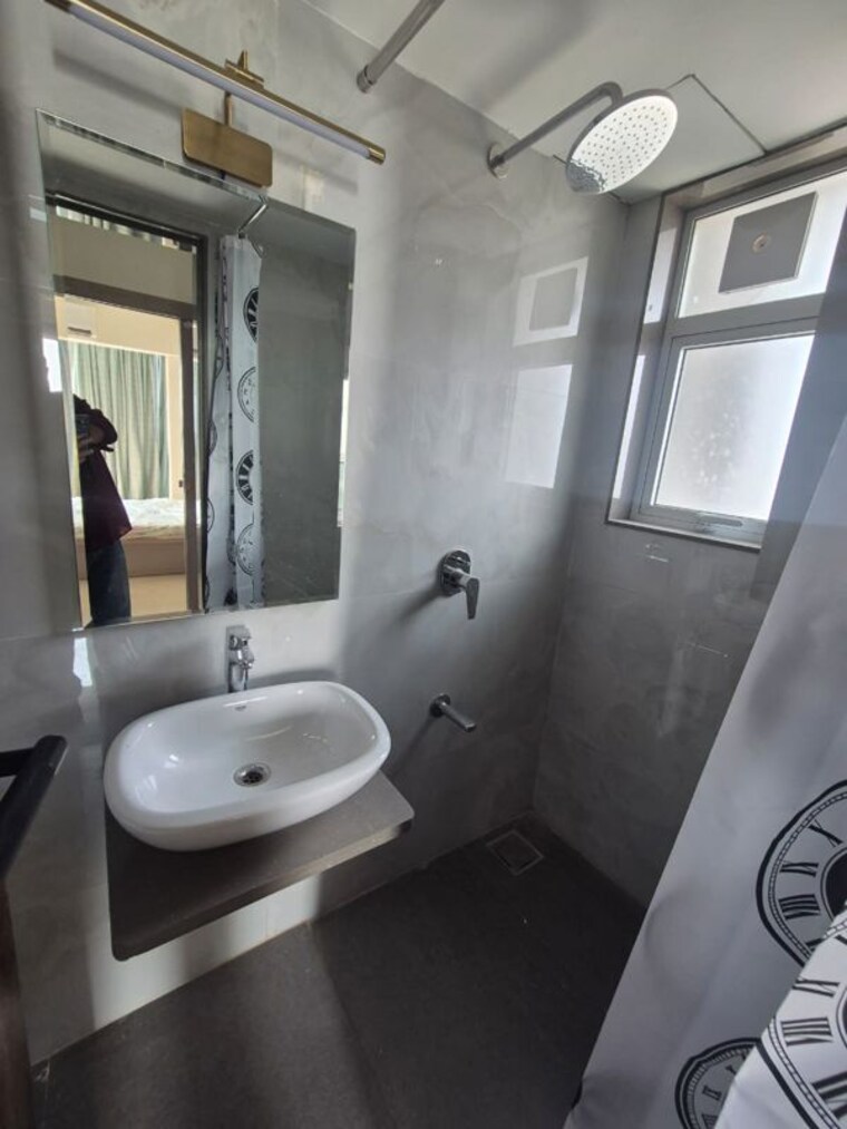 Bathroom, bandra west 3 Bedroom 1150 Sq.Ft. Apartment In Bandra West Mumbai 10549660