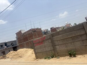  Plot For Sale in Bhondsi
