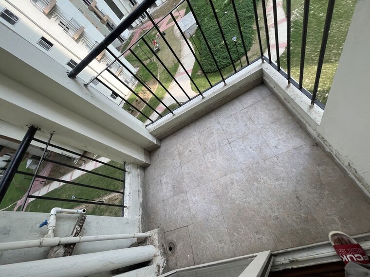 Balcony, amrapali-ivory-heights 2.5 Bedroom 920 Sq.Ft. Apartment In Amrapali Dream Valley Greater Noida 10549681
