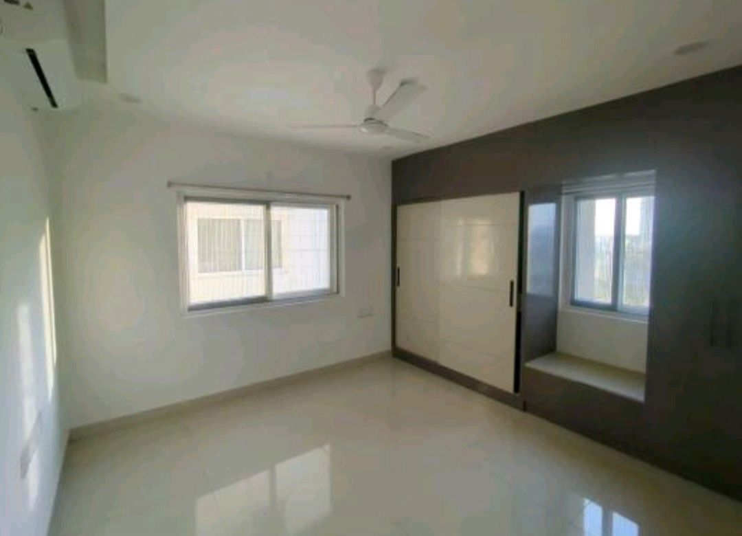 3 BHK + Prayer Room,Servant Room,Study Room,Extra Room,Basement,Store Room 1905 Sq.Ft. Apartment in ASBL Spire