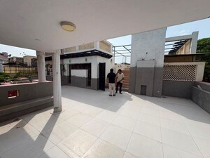 Terrace in 4 BHK Villa at Sector 57 – for Rent