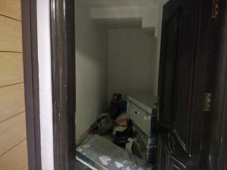  Parking, sector 6 5 Bedroom 500 Sq.Ft. Independent House In Sector 6 Panchkula 10549753