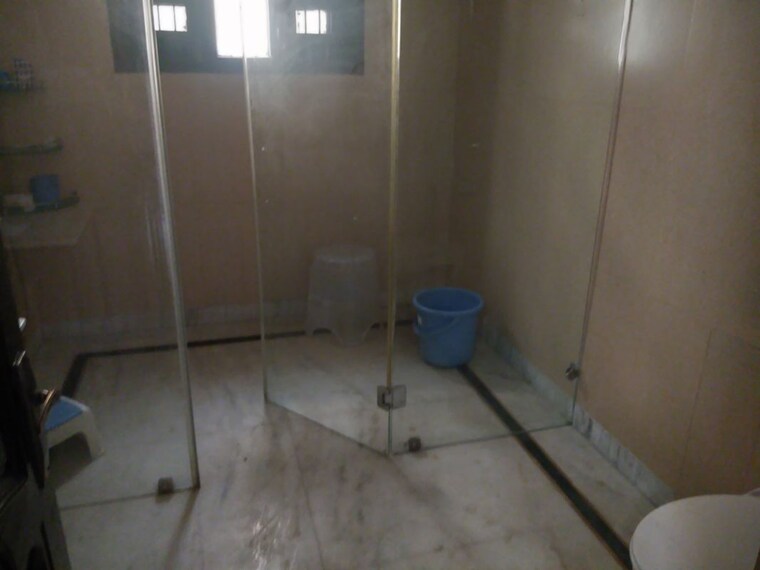 Bathroom, sector 6 5 Bedroom 500 Sq.Ft. Independent House In Sector 6 Panchkula 10549753
