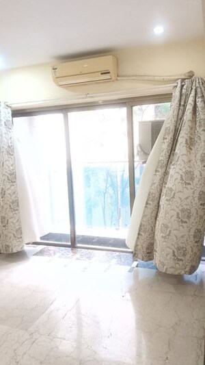 2 BHK Apartment For Rent in Wahedna Apartment, Bandra West