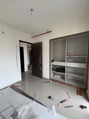 Furnished Amenities in 2 BHK Apartment at Puraniks Elito Grand Central, Vartak Nagar – for Rent
