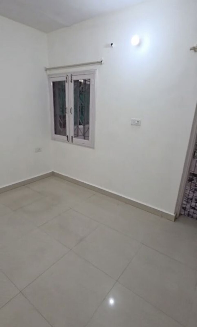 Room, vasant vihar 3 Bedroom 200 Sq.Yd. Independent House In Vasant Vihar Delhi 10549751