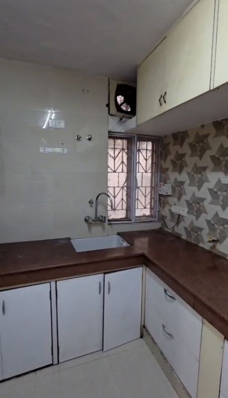 Kitchen, vasant vihar 3 Bedroom 200 Sq.Yd. Independent House In Vasant Vihar Delhi 10549751