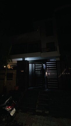 6 BHK Independent House For Sale in Sector 7