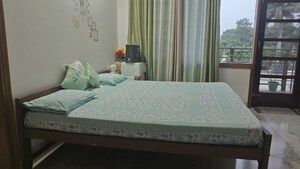 Bedroom in 2 BHK Builder Floor at Sector 16 – for Rent