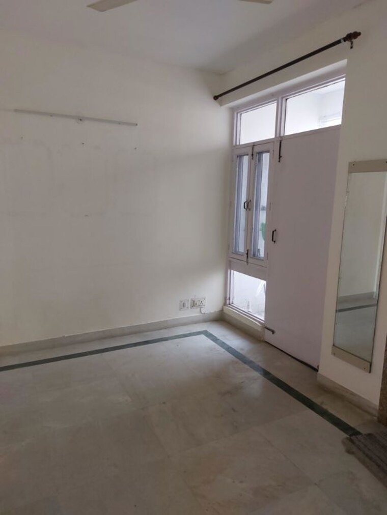Room, palam vihar 3 Bedroom 1550 Sq.Ft. Builder Floor In Palam Vihar Gurgaon 10549806