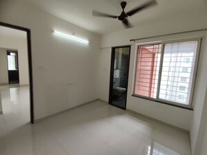 Room in 3 BHK Apartment at Majestique Rhythm County, Handewadi – for Rent