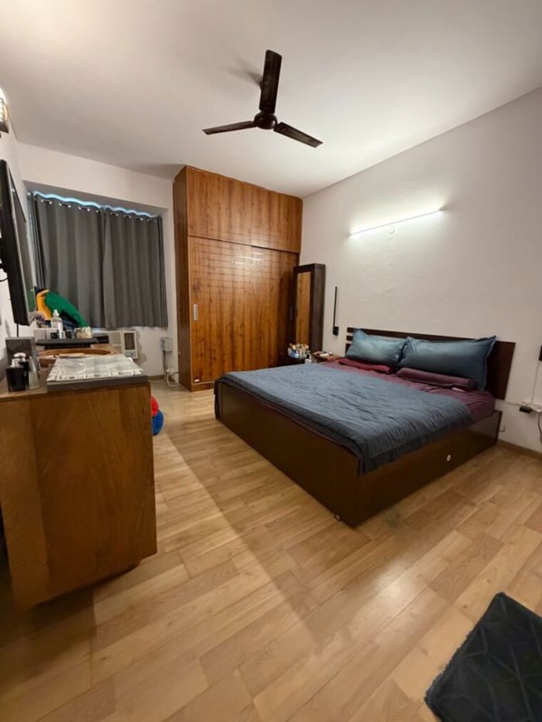 Bedroom, vatika-gurgaon-21 3.5 Bedroom 1980 Sq.Ft. Apartment In Sector 83 Gurgaon 10549857
