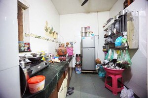 Team Area in 5 BHK Independent House at Satellite – for Sale