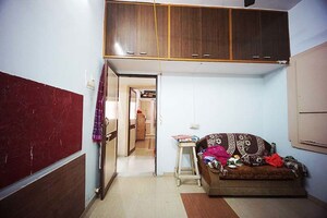 Furnished Amenities in 5 BHK Independent House at Satellite – for Sale
