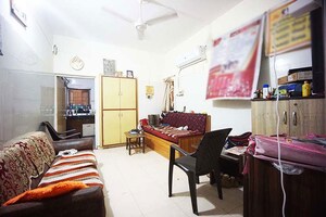 Team Area in 5 BHK Independent House at Satellite – for Sale