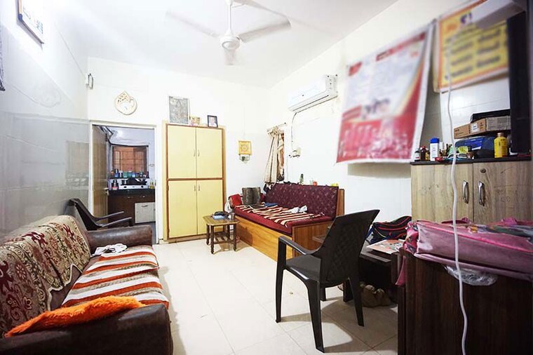 Team Area, satellite 5 Bedroom 174 Sq.Yd. Independent House In Satellite Ahmedabad 10549868