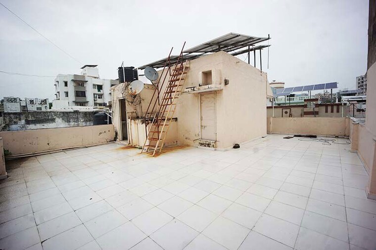 Exterior View, satellite 5 Bedroom 174 Sq.Yd. Independent House In Satellite Ahmedabad 10549868
