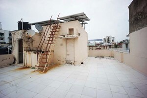 5 BHK Independent House – Exterior View View at Satellite - for Sale