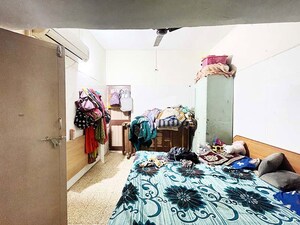 Bedroom in 5 BHK Independent House at Satellite – for Sale