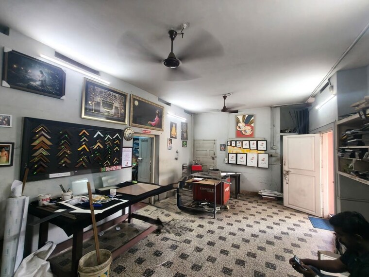 Team Area, thammanam Commercial Shop 1200 Sq.Ft. In Thammanam Kochi 10549875