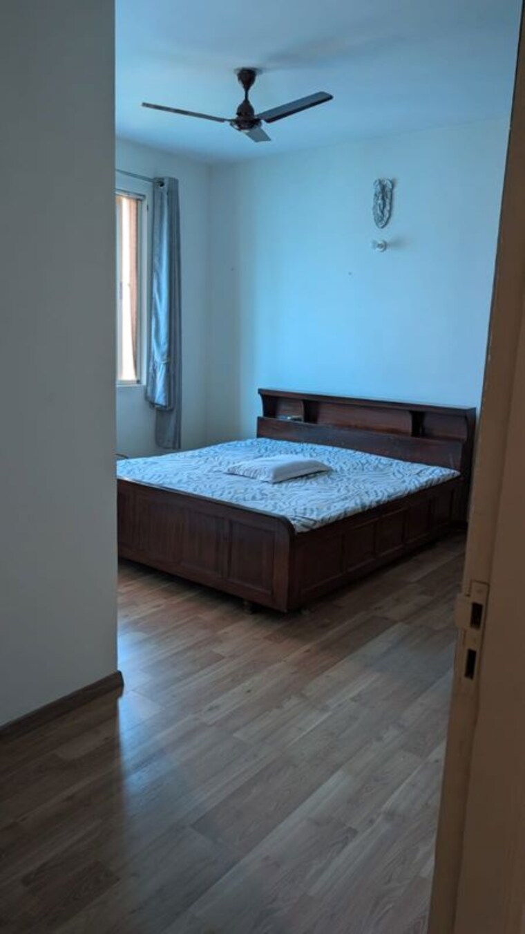 Bedroom, vatika-gurgaon-21 2 Bedroom 1420 Sq.Ft. Apartment In Sector 83 Gurgaon 10549878