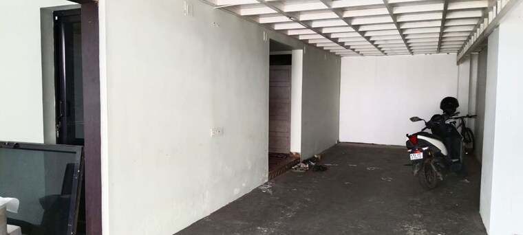 undefined, eroor Commercial Shop 800 Sq.Ft. In Eroor Kochi 10549913