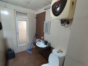Team Area in 2.5 BHK Apartment at Mahagun Moderne, Sector 78 – for Sale