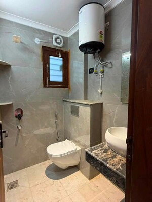 Bathroom in 1 BHK Builder Floor at Saket – for Rent