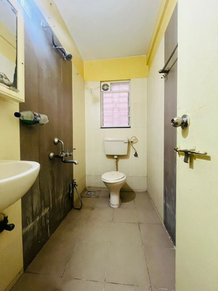 Bathroom, majestique-city 2 Bedroom 650 Sq.Ft. Apartment In Wagholi Pune 10549935
