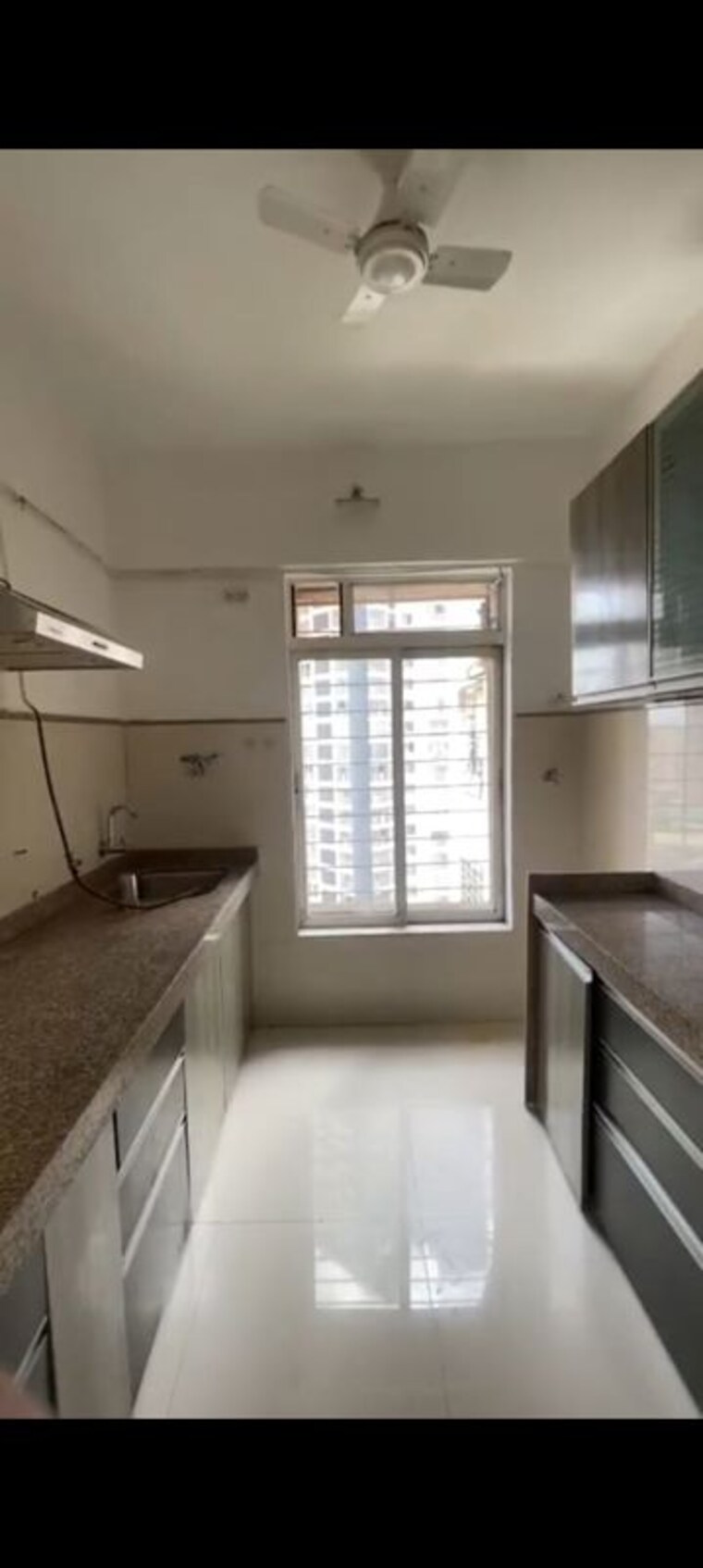 Kitchen, group-seven-rushi-heights 3 Bedroom 1200 Sq.Ft. Apartment In Goregaon East Mumbai 10549934