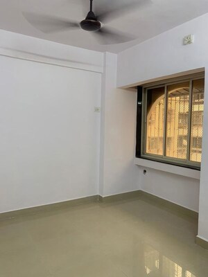 Room in 1 BHK Apartment at Green Field B CHS LTD, Andheri East – for Rent