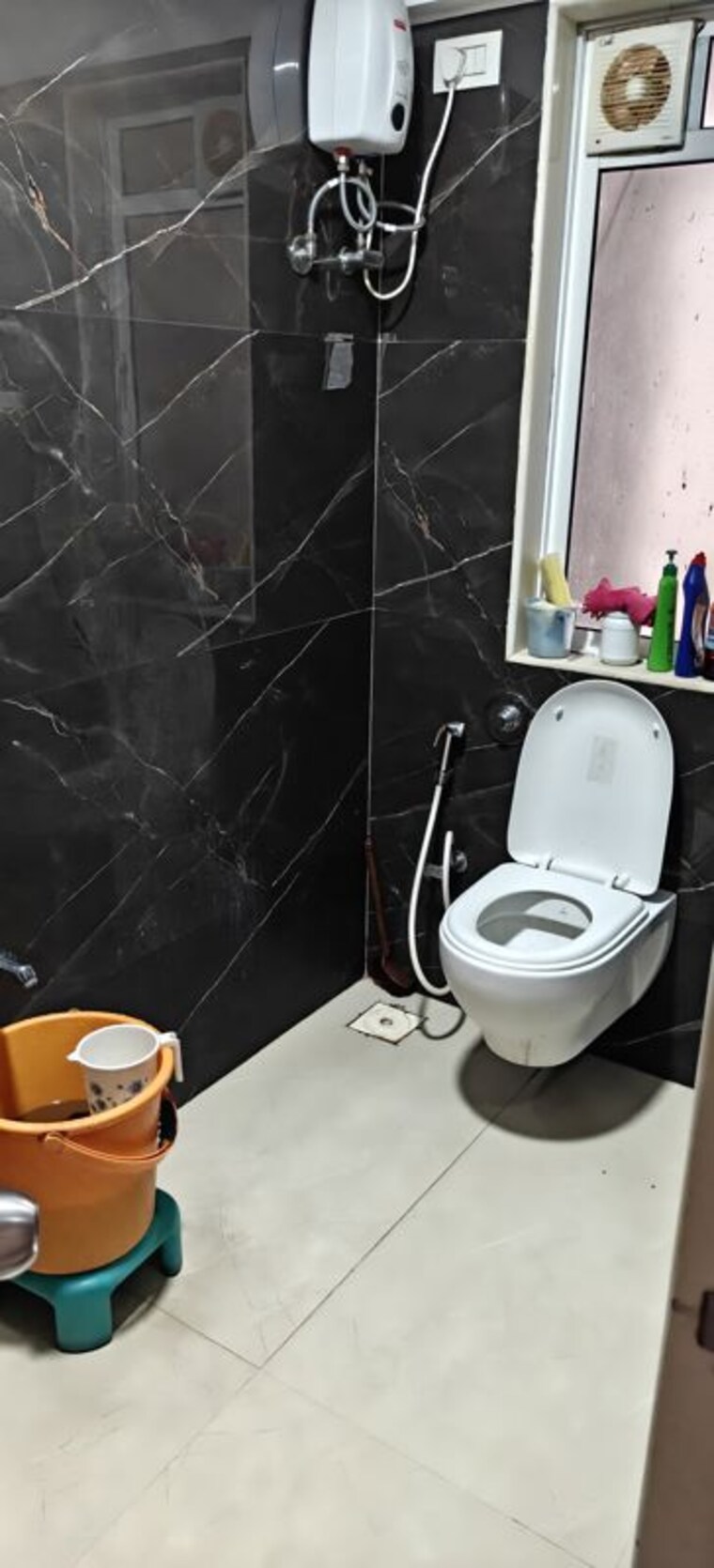 Bathroom, hiranandani-gardens 3 Bedroom 2000 Sq.Ft. Villa In Powai Mumbai 10548198