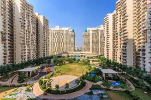 2.5 BHK Apartment – Exterior View View at Mahagun Moderne, Sector 78 - for Sale