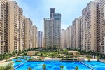 2.5 BHK + Study Room 1250 Sq.Ft. Apartment in Mahagun Moderne