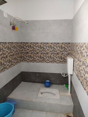 Kitchen in 2 BHK Builder Floor at Eldeco Tiraha Ganga Vihar, Gomti Nagar – for Rent