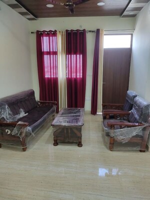 Living Room in 2 BHK Builder Floor at Eldeco Tiraha Ganga Vihar, Gomti Nagar – for Rent